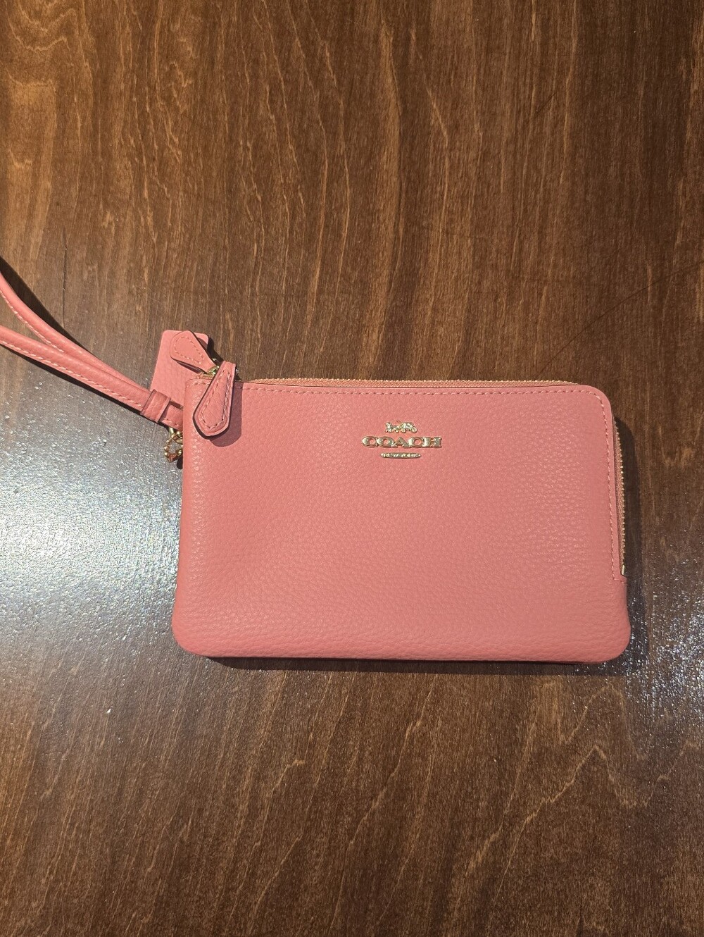 Coach NWOT Pebbled Leather Wristlet - Coral Pink